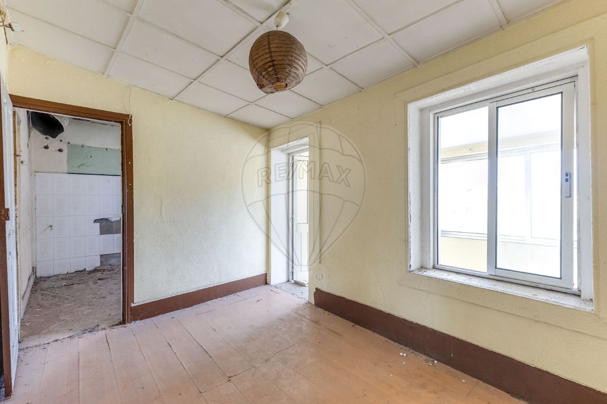 listing 125061216-12 picture-0