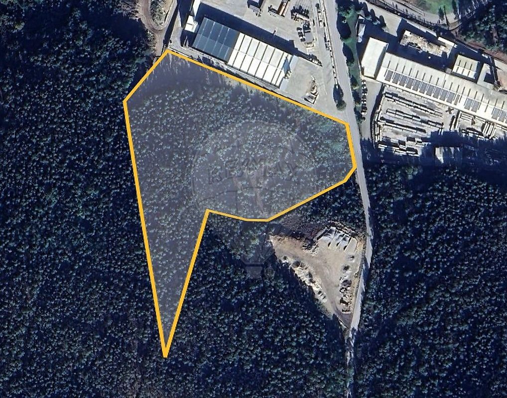 Terreno à venda em Penafiel