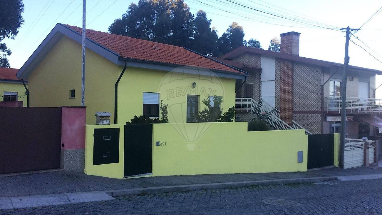 Moradia - Milheirós, Maia, Porto