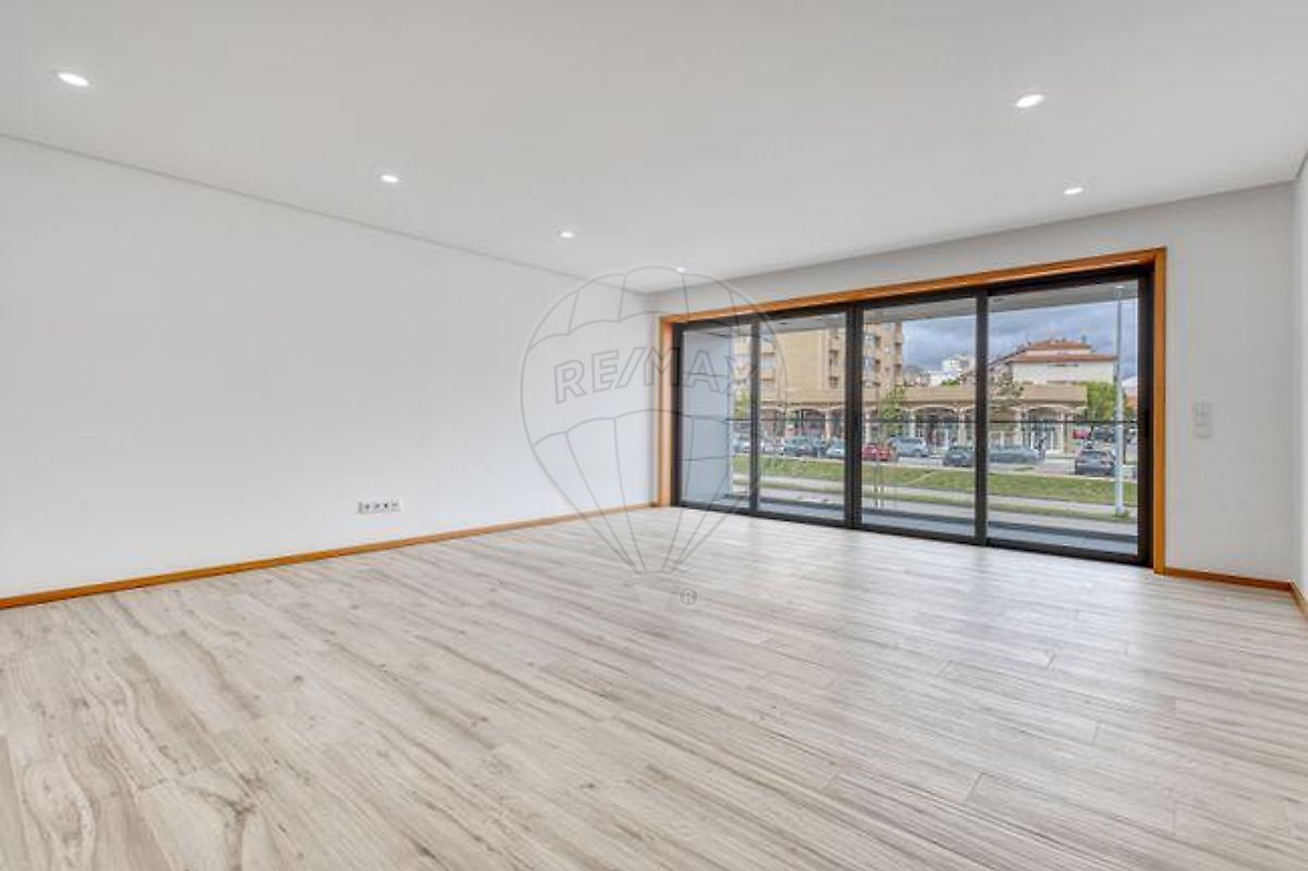 Apartamento T2 à venda em Espinho