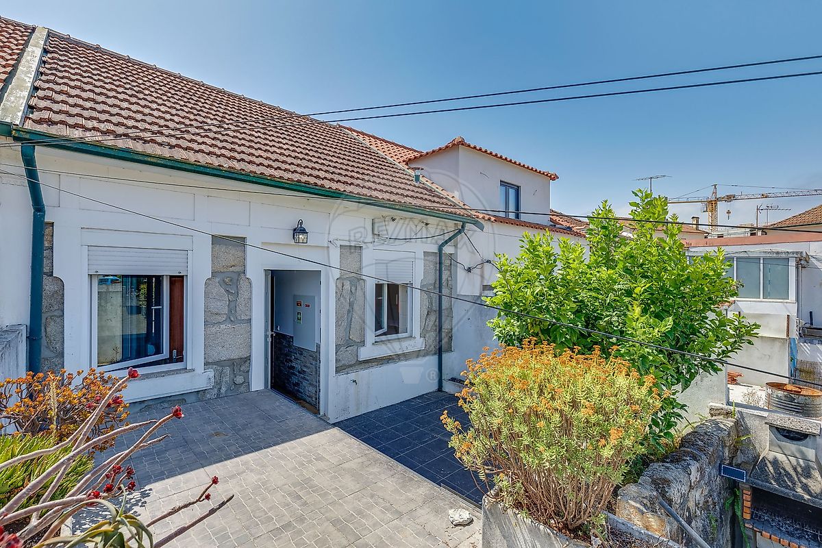 Apartamento T3 à venda em Porto