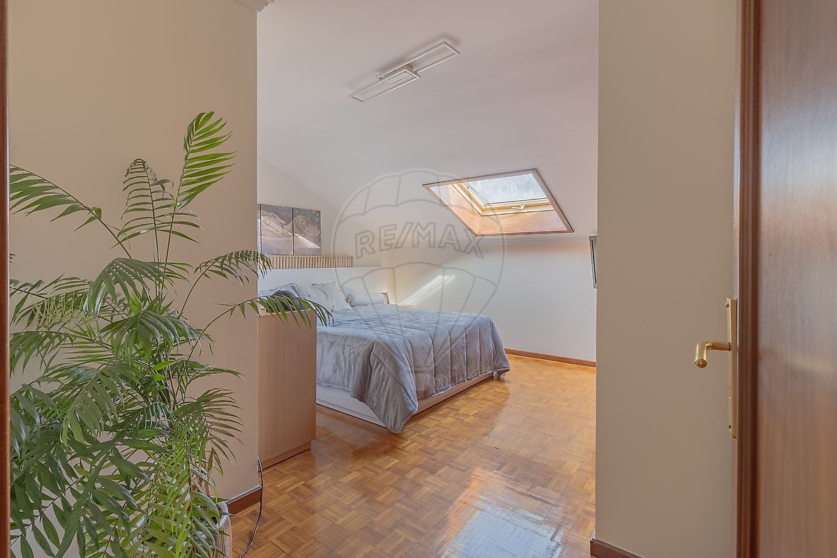 Apartamento T4 à venda em Mafamude e Vilar do Paraíso, Vila Nova de Gaia — foto 13