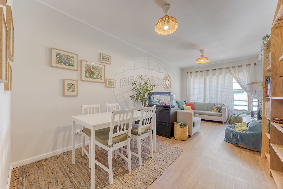 Apartamento T2 à venda em Maia