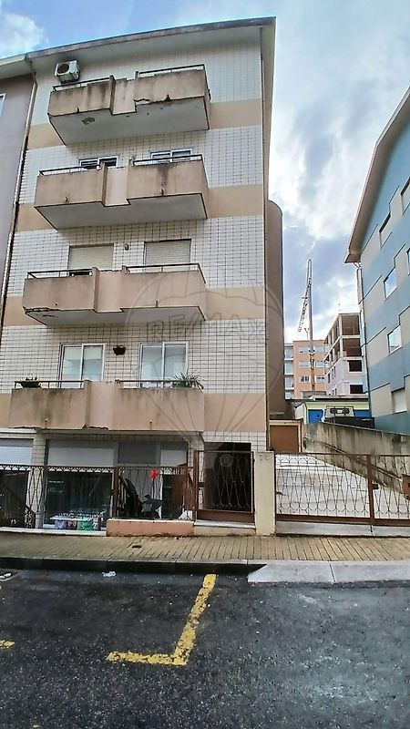Apartamento T3 à venda em Valongo