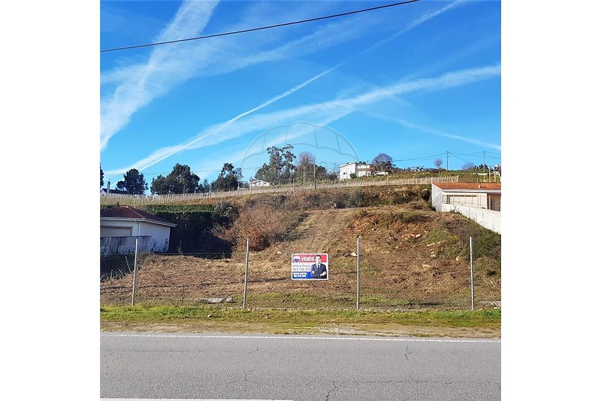 Terreno à venda em Felgueiras