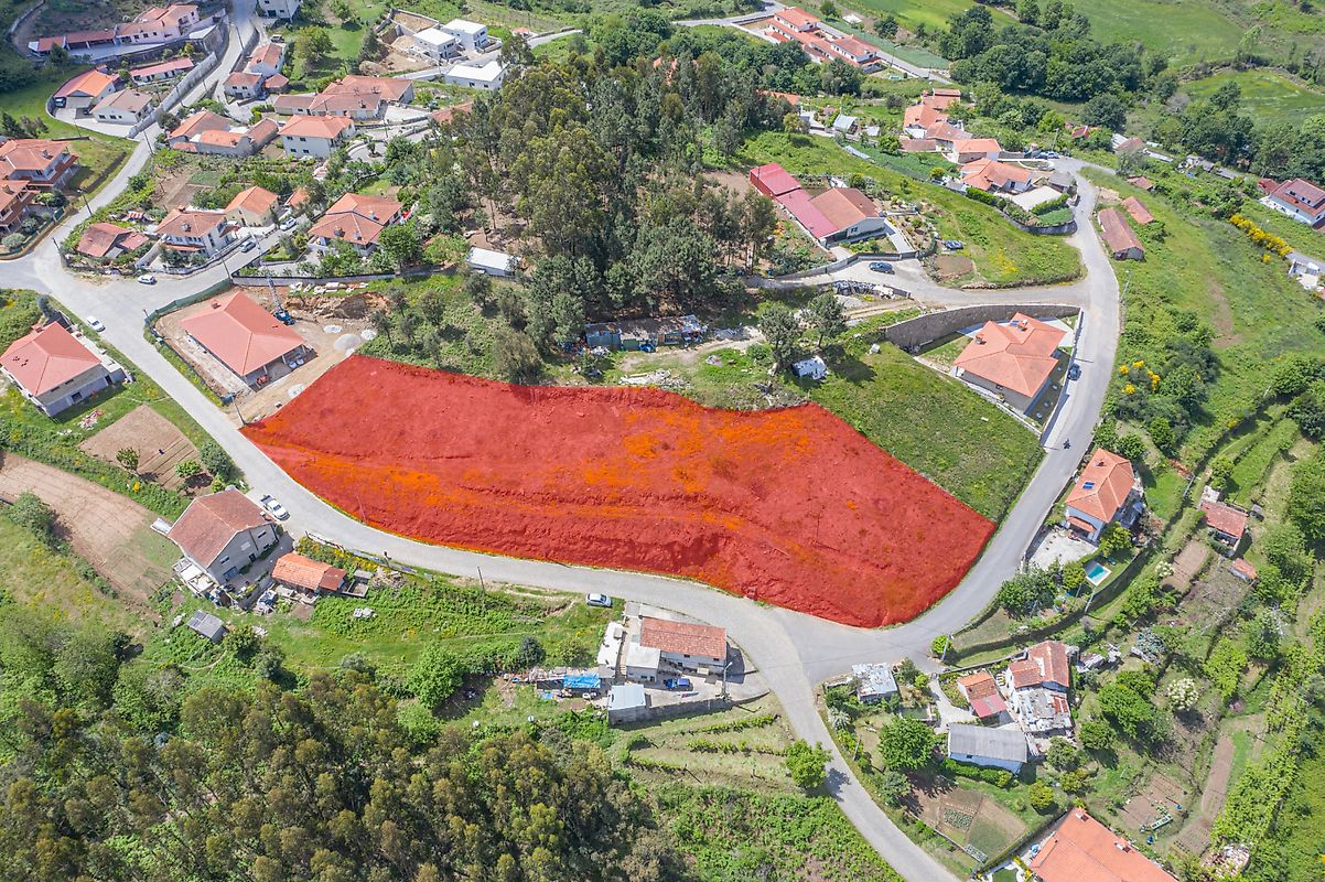 Land for sale in Lousada, Portugal — €67,000