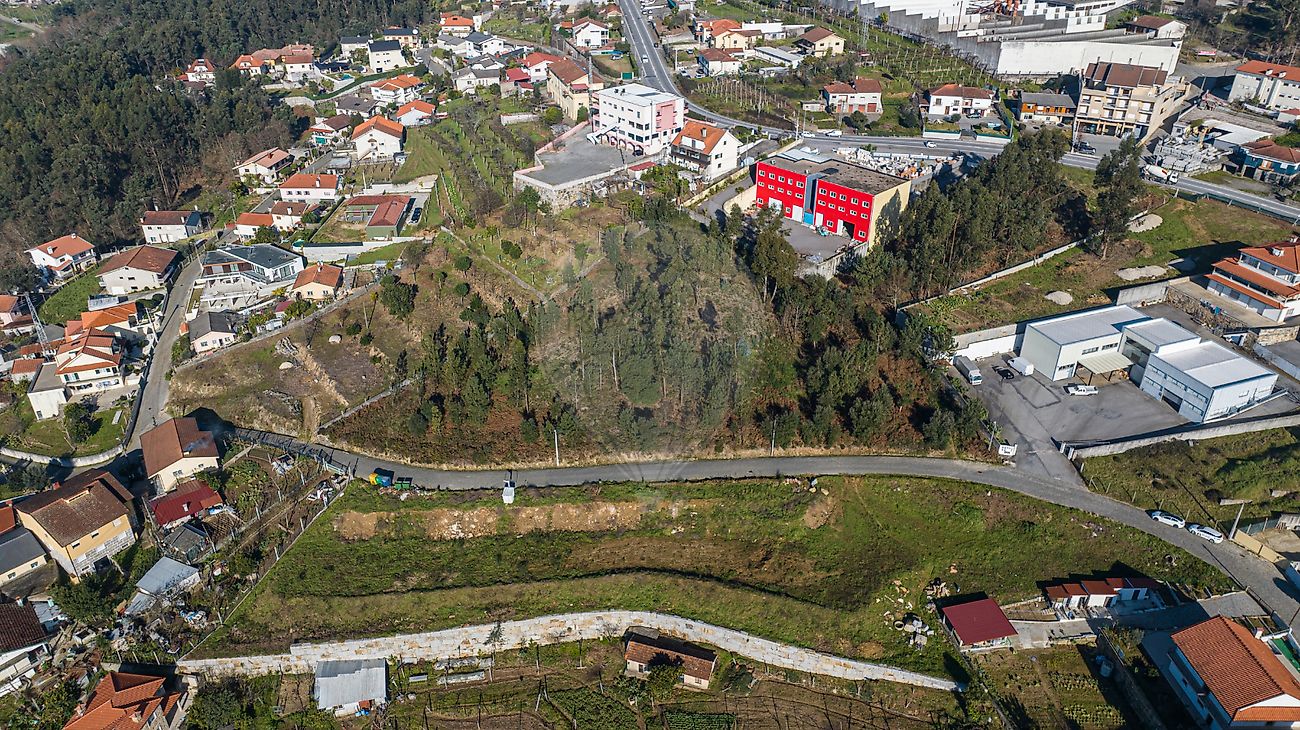 Land for sale in Amarante, Portugal — €335,000