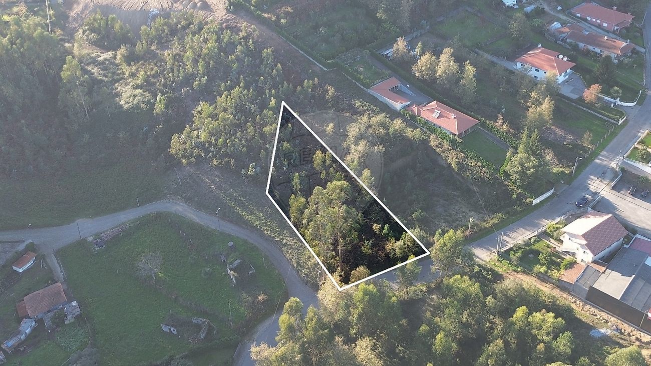 Terreno em Felgueiras