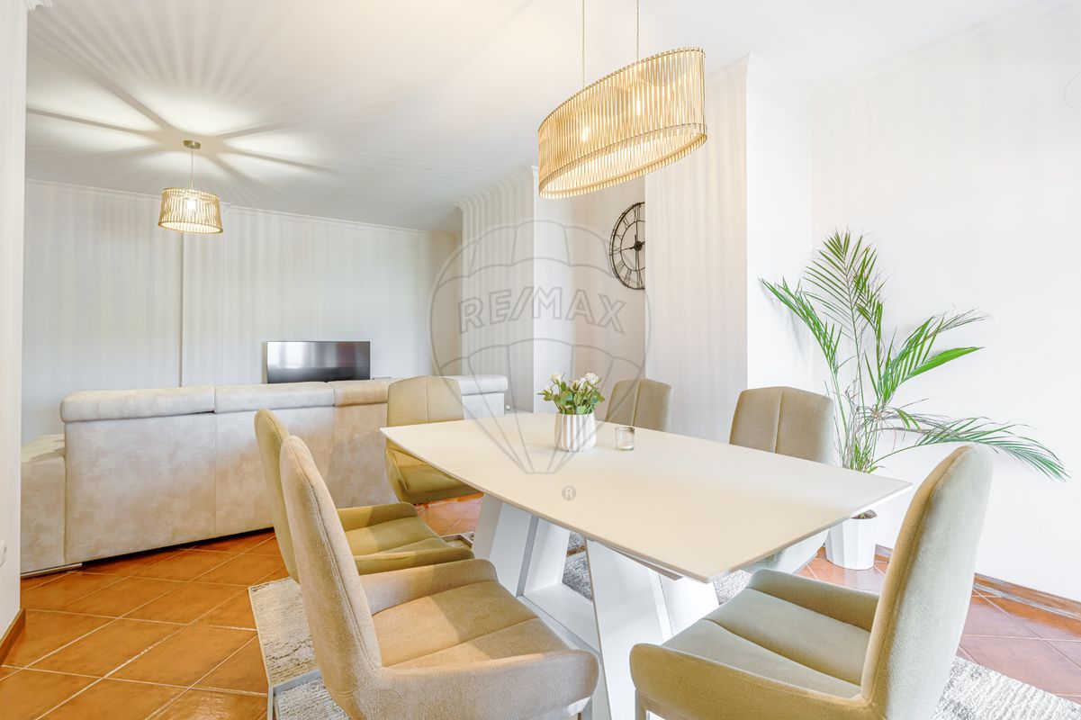 listing 125071035-215 picture-0