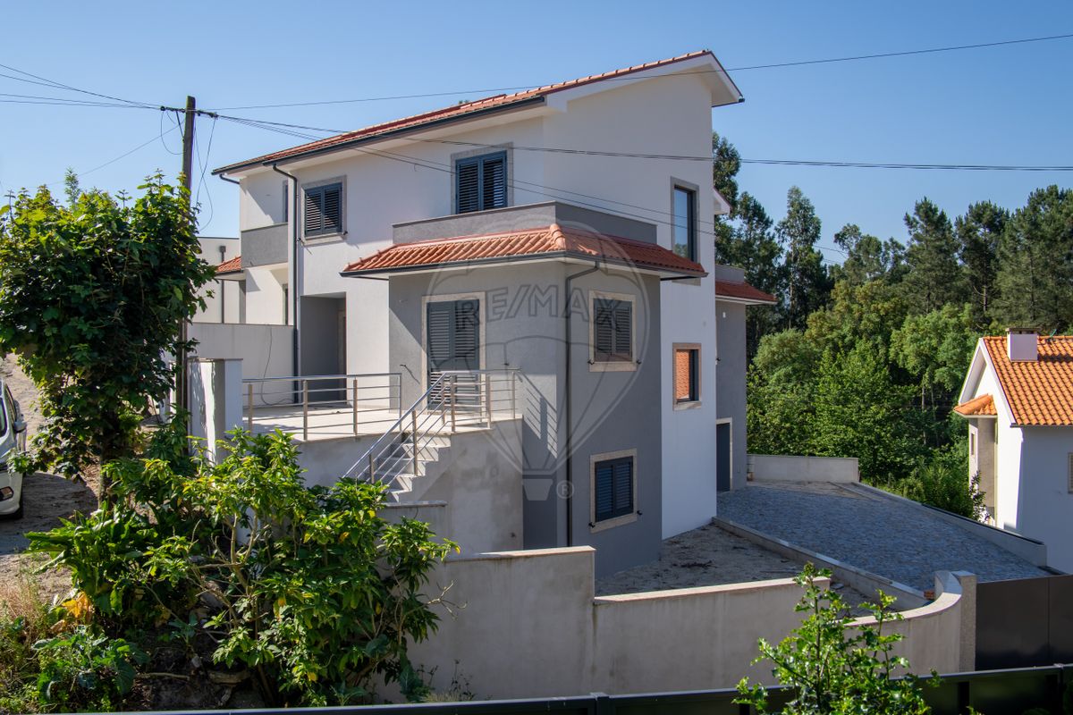 Moradia T3 para venda