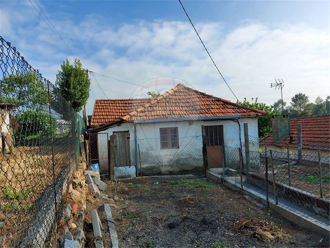 Moradia - Macieira da Lixa e Caramos, Felgueiras, Porto