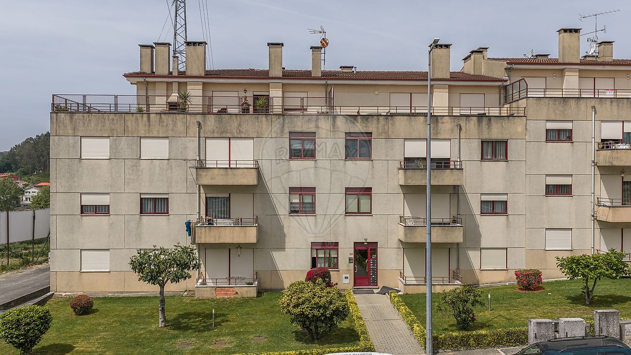 Apartamento T3 à venda em Felgueiras