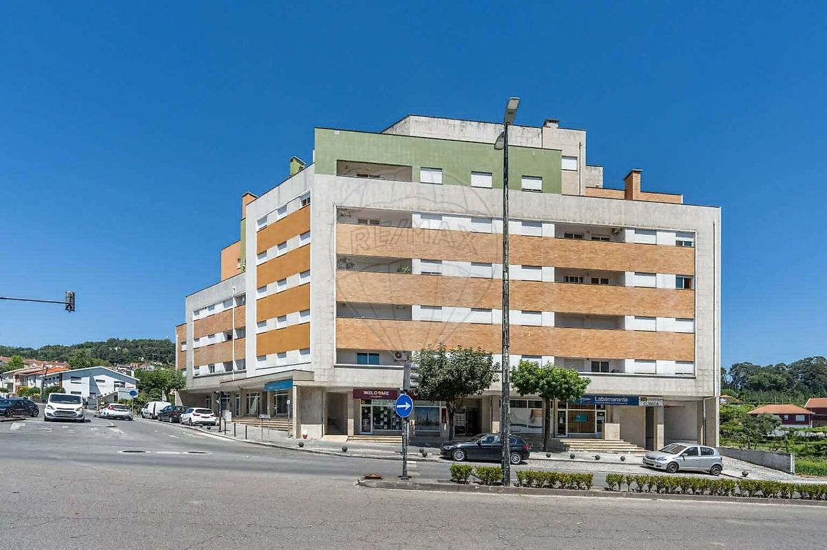 Apartamento - Margaride (Santa Eulália), Várzea, Lagares, Varziela e Moure, Felgueiras, Porto
