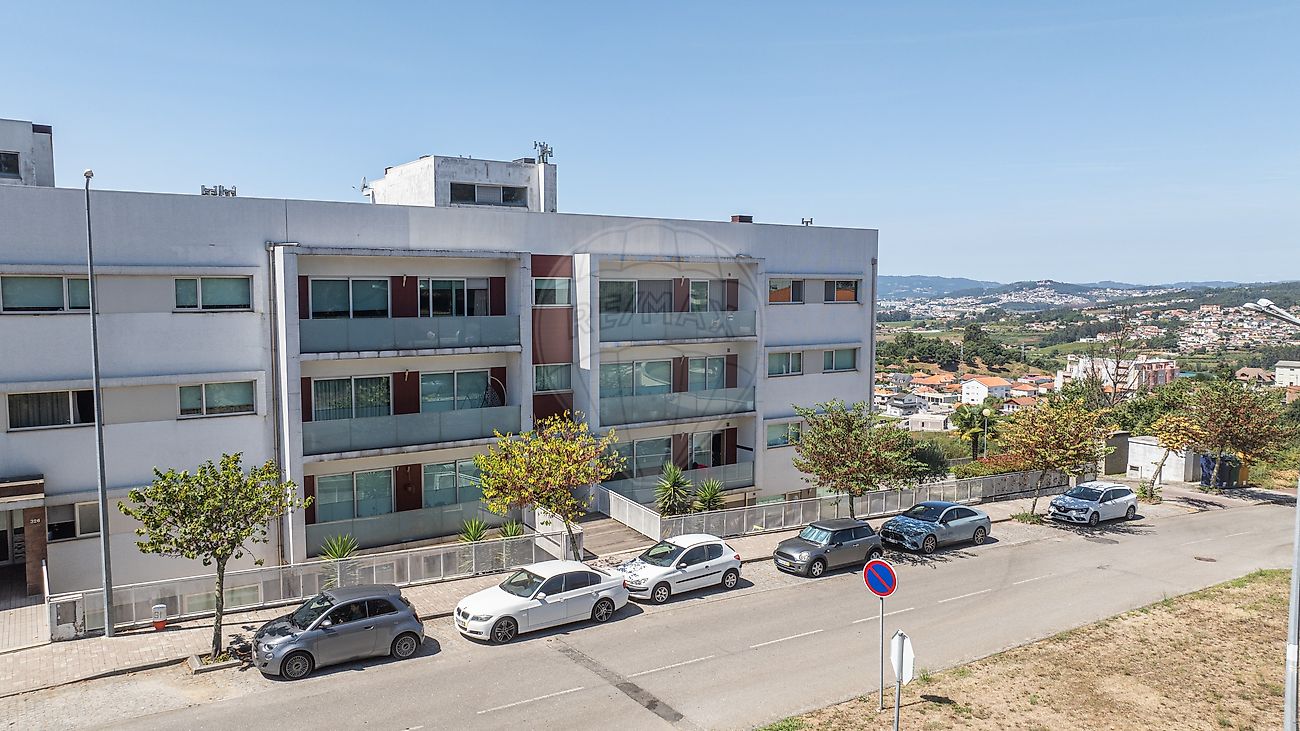 Apartamento T3 à venda em Felgueiras