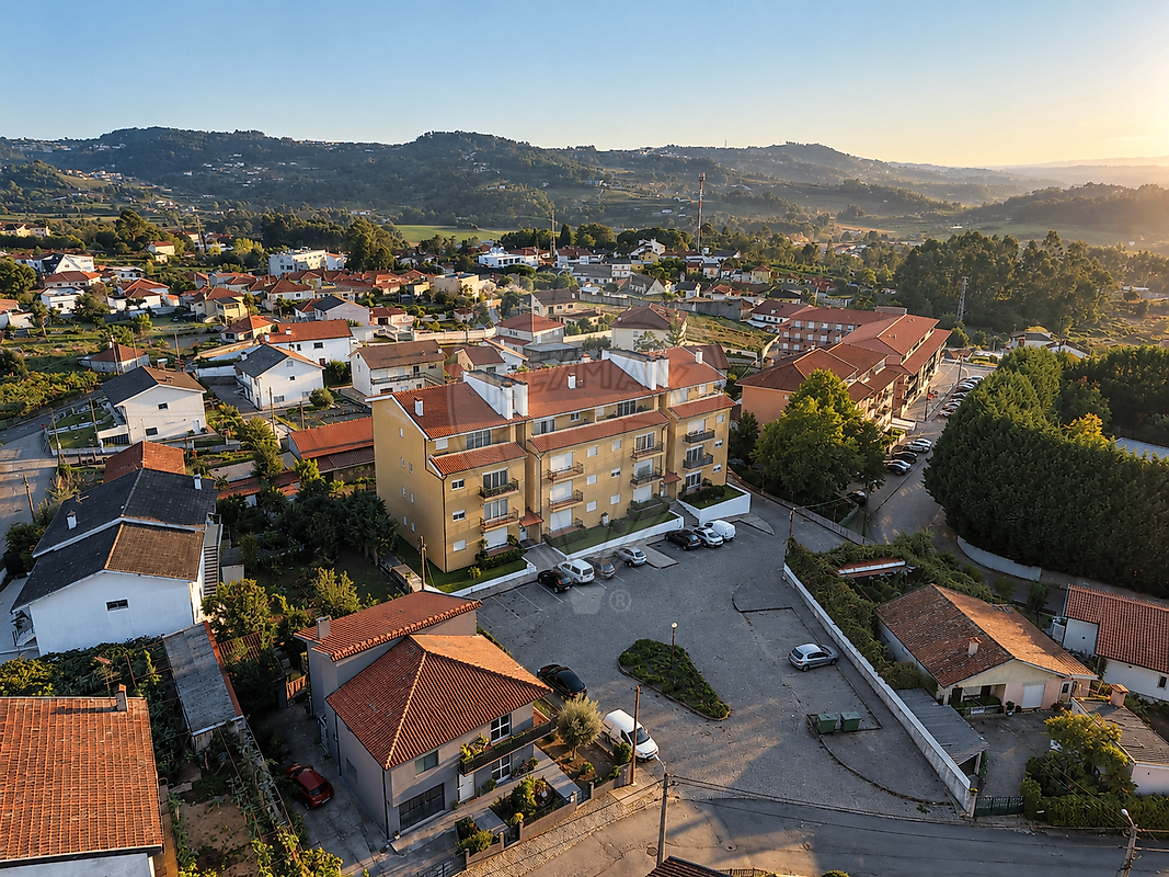 Apartamento T3 em Macieira da Lixa e Caramos, €237.000