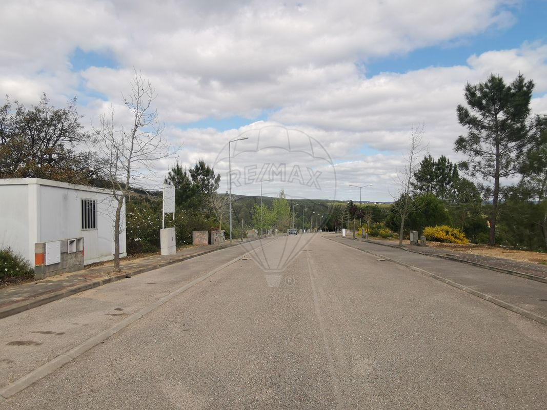 listing 125091010-925 picture-0