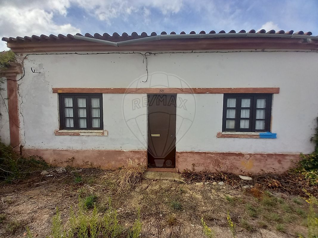 Moradia T2 à venda em Abrantes