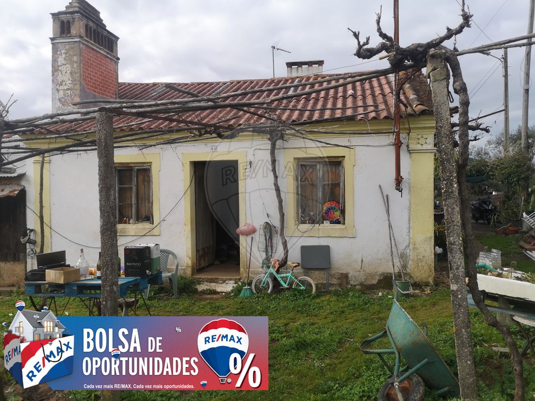 Moradia T2 para venda
