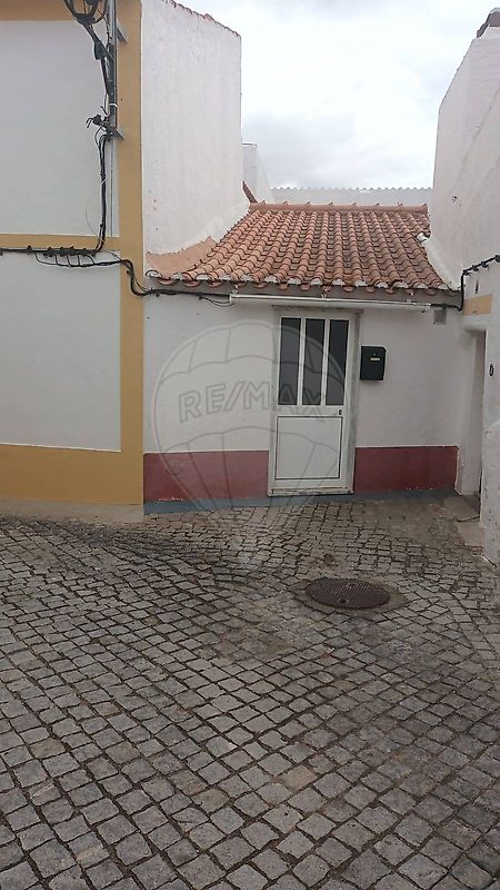 Moradia T2 para venda