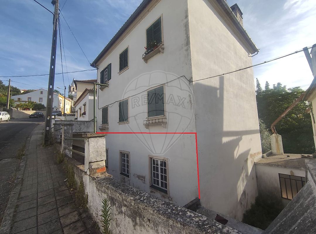 Apartamento T3 à venda em Abrantes