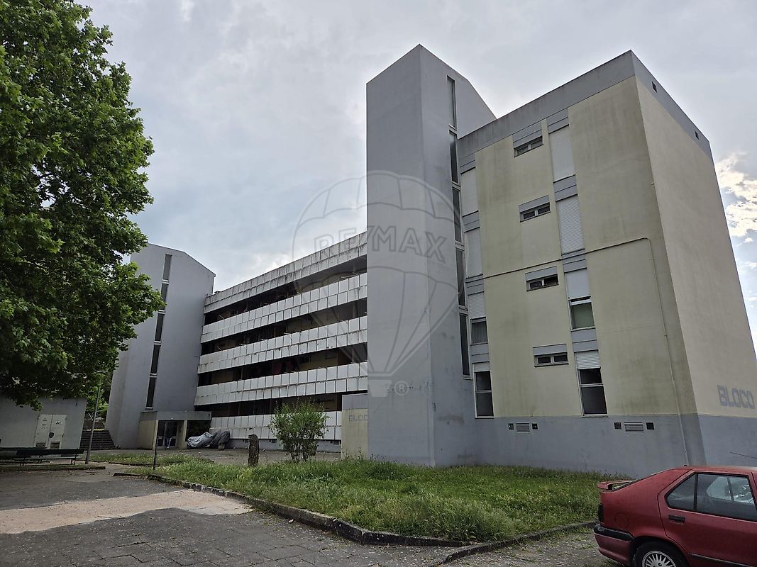 Apartamento T3 à venda em Abrantes