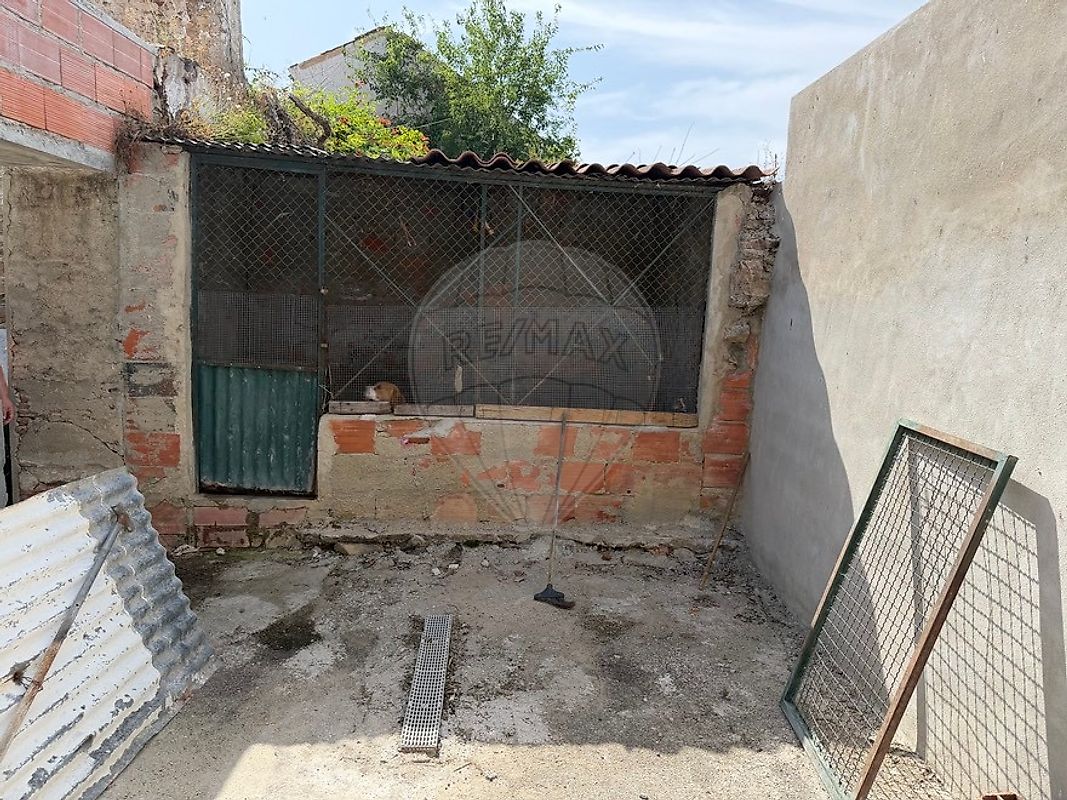 Moradia T2 à venda em São Miguel do Rio Torto e Rossio Ao Sul do Tejo, Abrantes — foto 11