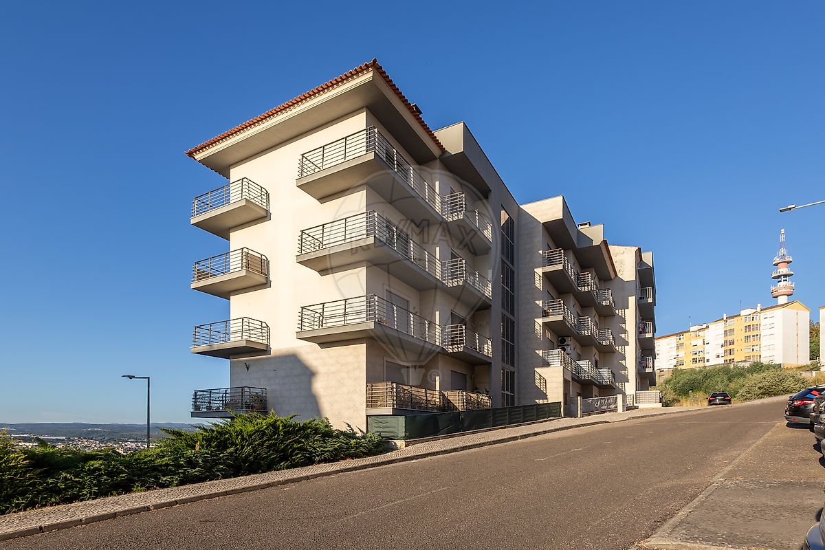 Duplex - Abrantes (São Vicente e São João) e Alferrarede, Abrantes, Santarém
