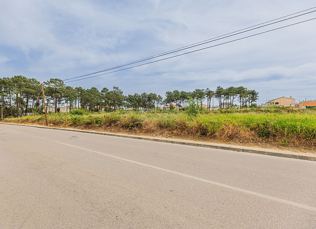 Land for sale in Seixal, Portugal — €690,000