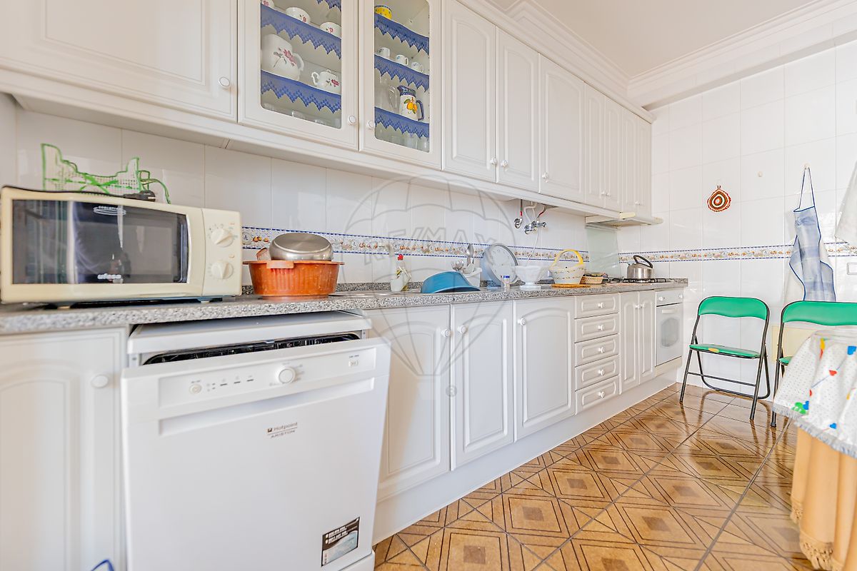listing 125111034-134 picture-0