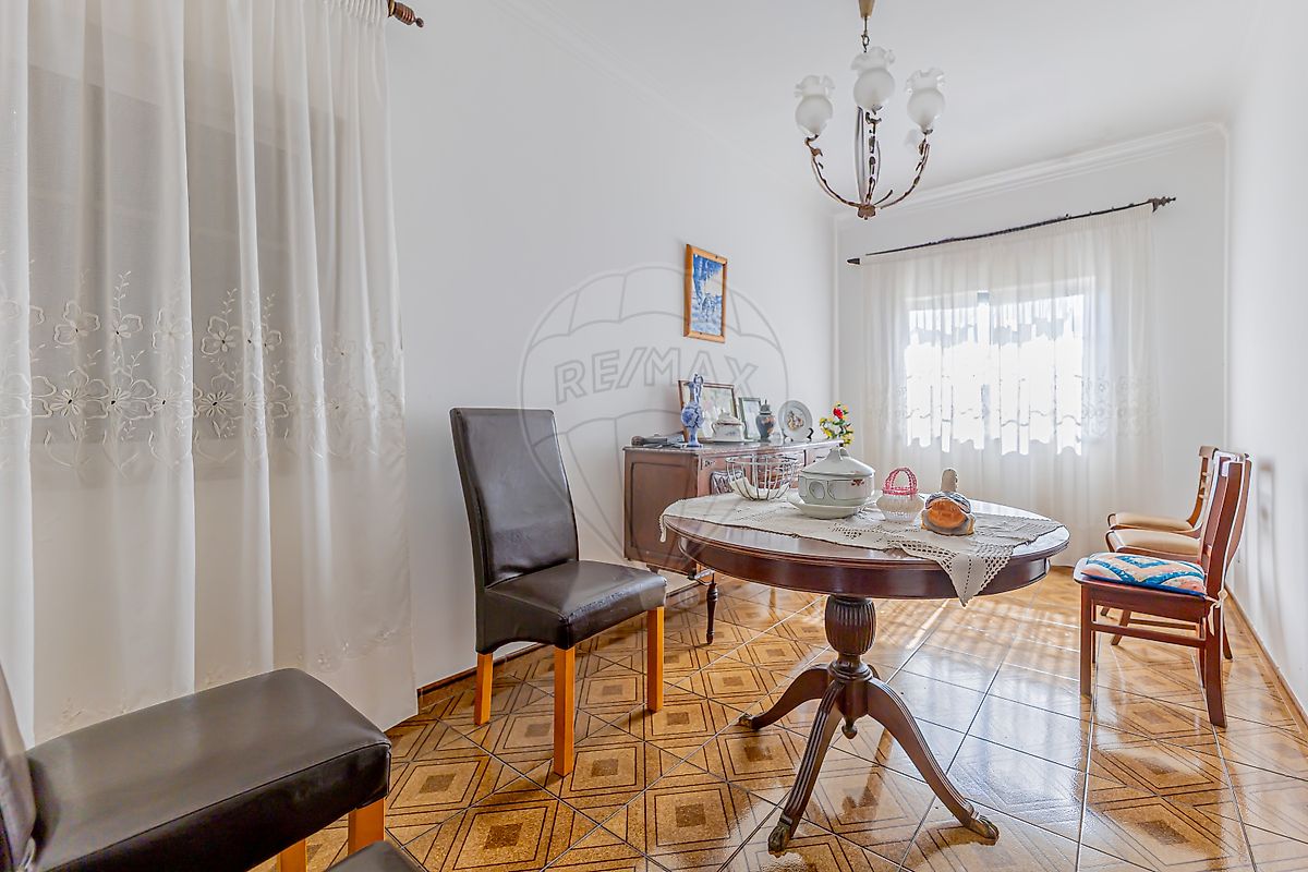 listing 125111034-134 picture-0