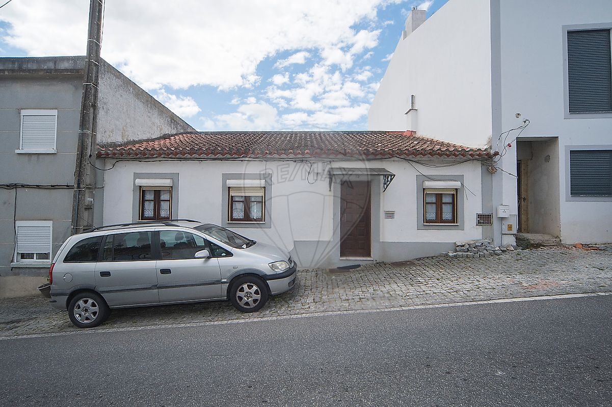 Moradia T2 à venda em Azambuja