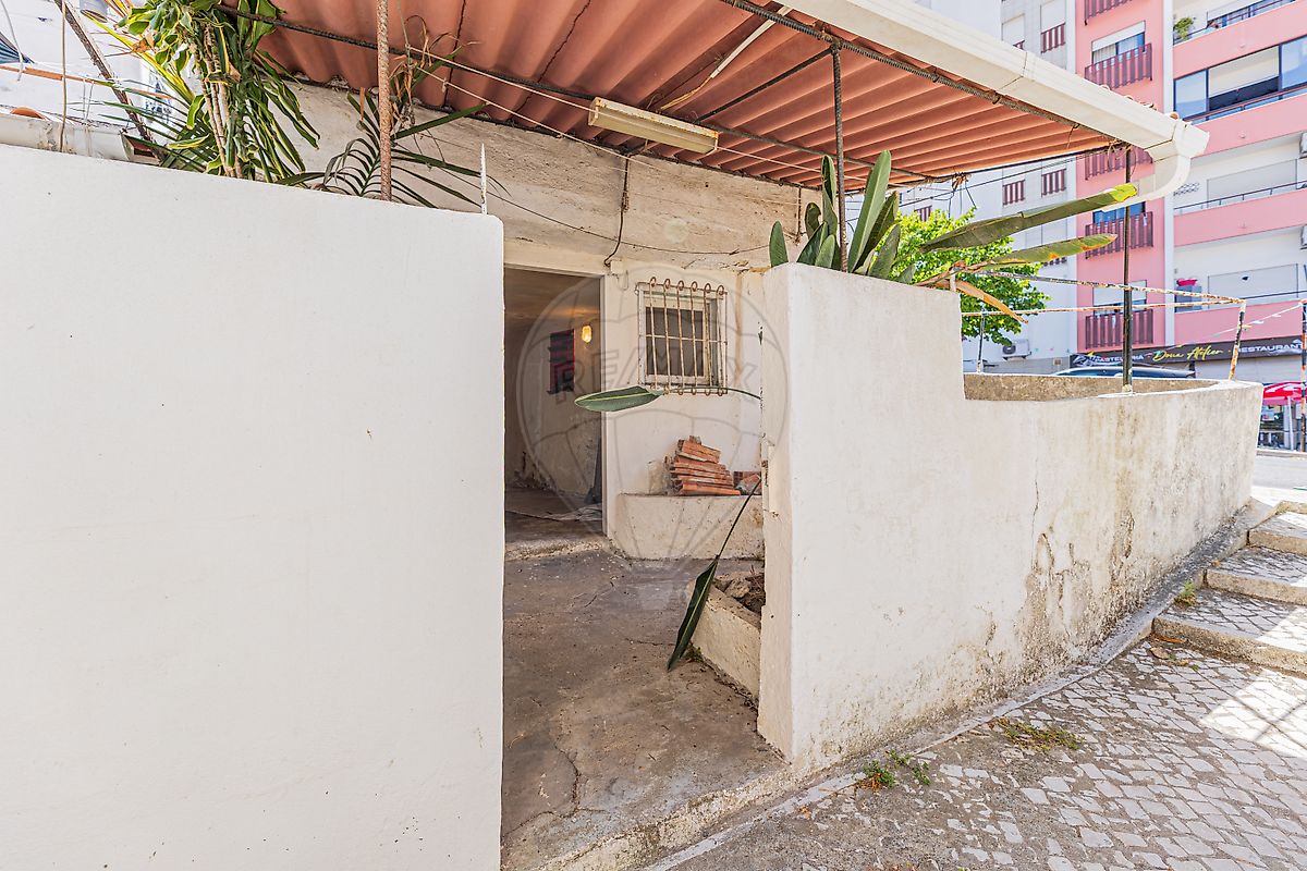 Apartamento T2 à venda em Almada