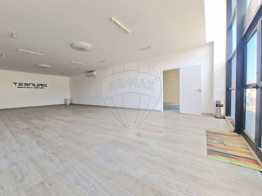 Armazém T3 - Alto do Seixalinho, Santo André e Verderena, Barreiro, Setúbal
