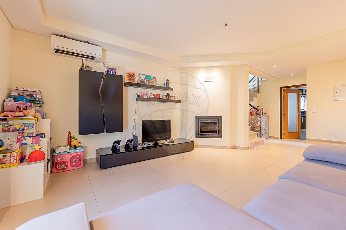 Apartamento T3 à venda em Sesimbra