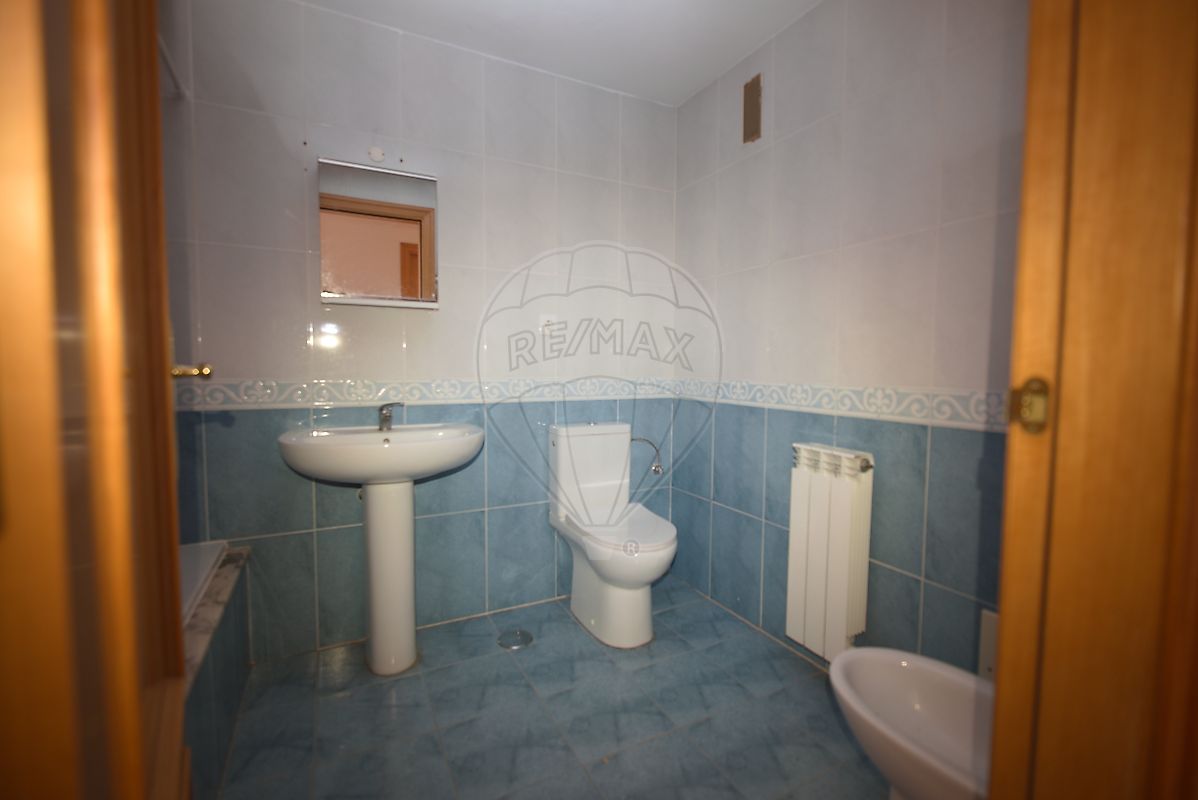 listing 125121115-42 picture-0