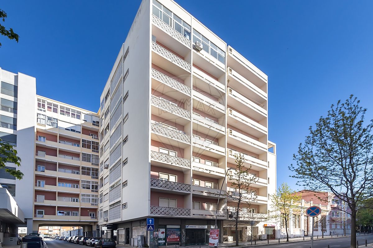 Apartamento T4 à venda em Barreiro
