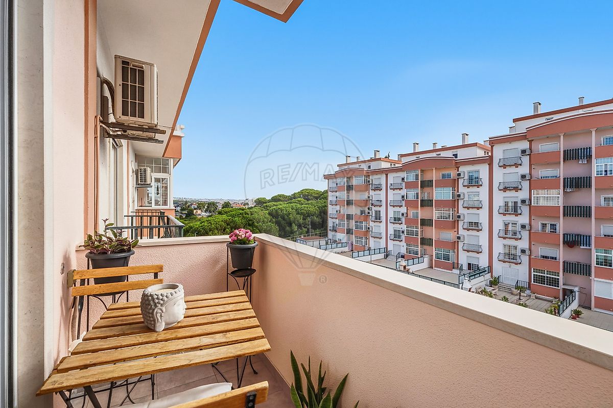 Apartamento T2 à venda em Seixal