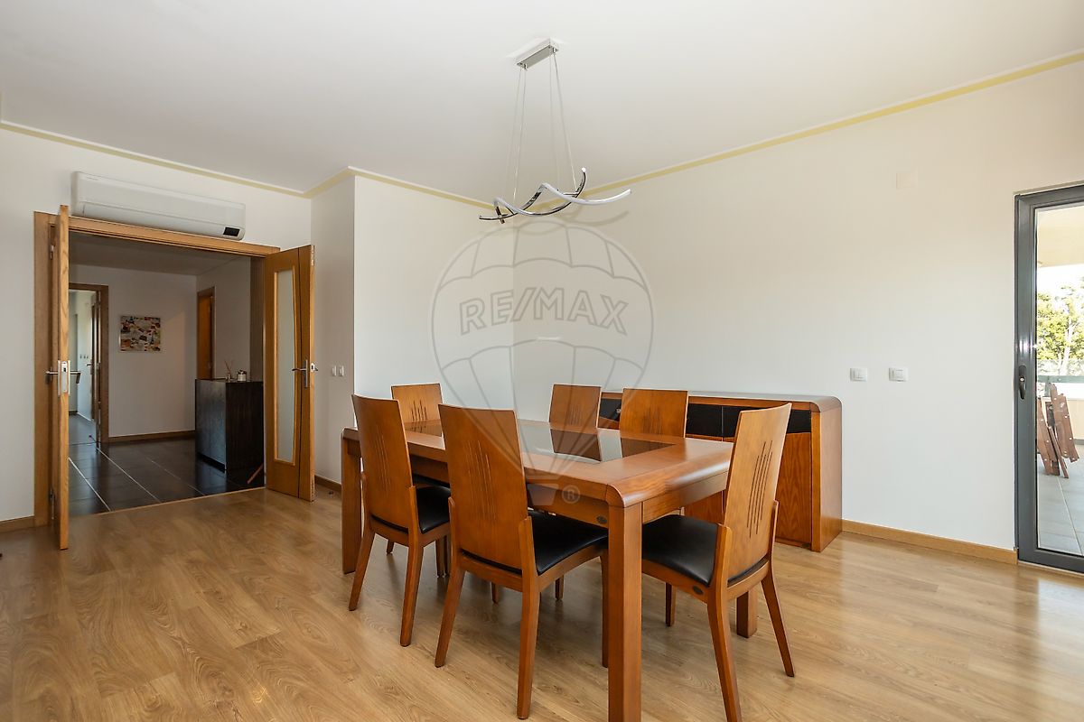 Apartamento T4 à venda em Barreiro