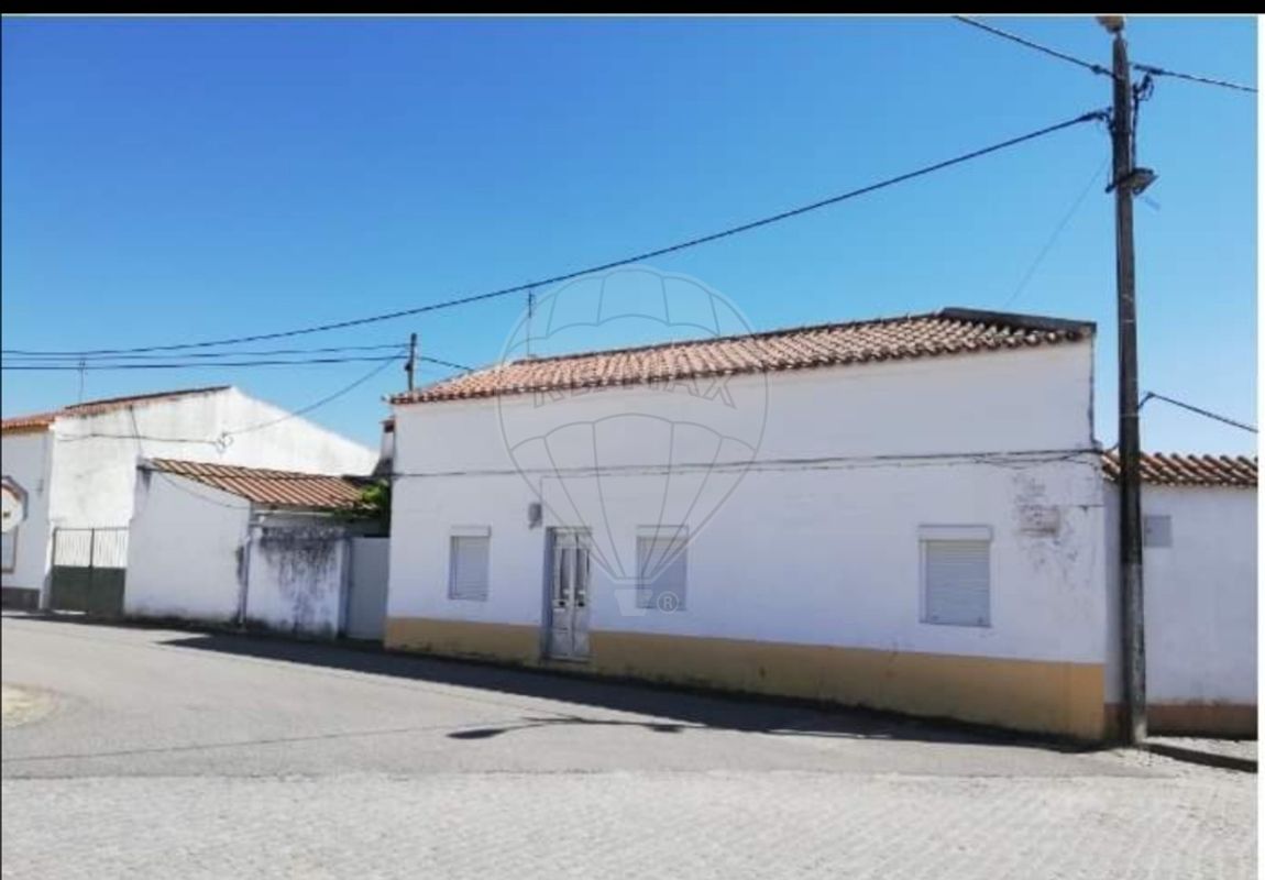 Moradia T4 para venda