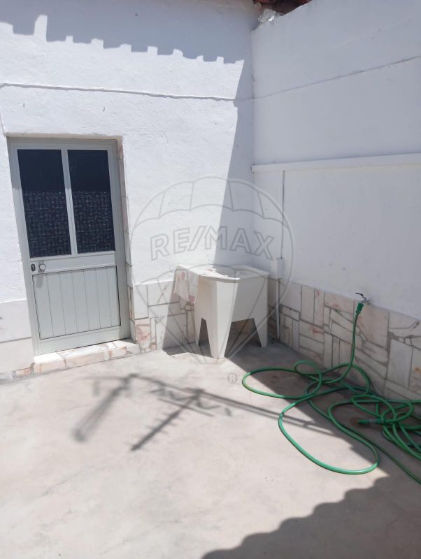 listing 125151023-238 picture-0
