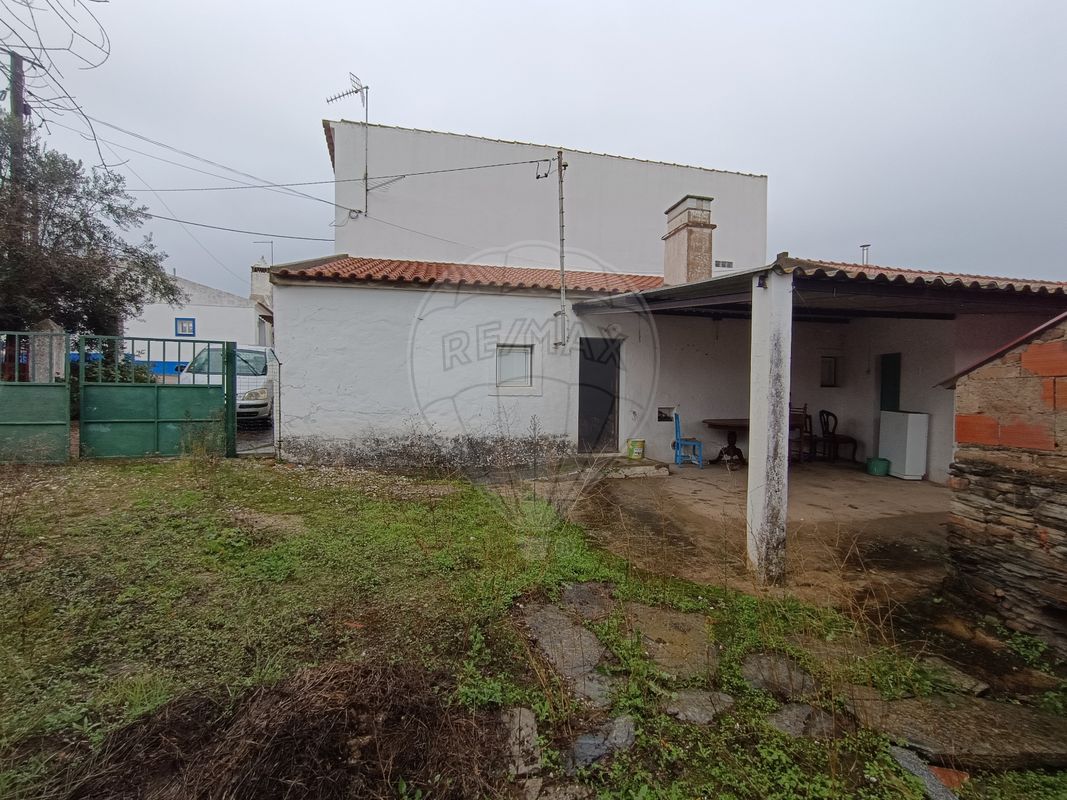 Moradia T2 para venda