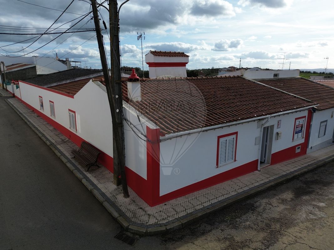 Moradia T4 para venda