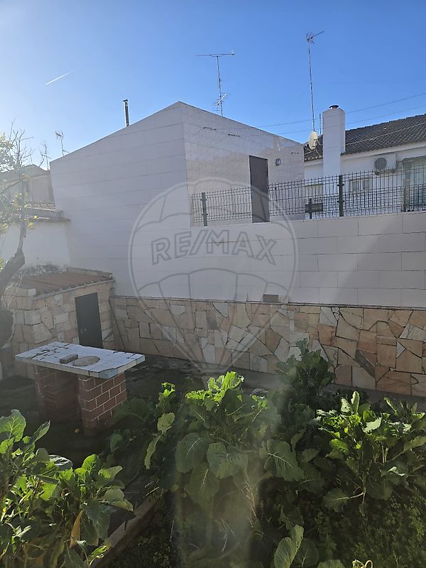 listing 125151007-588 picture-0
