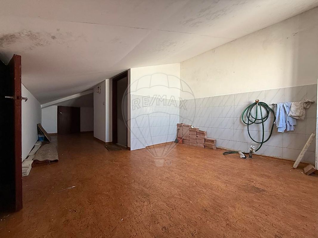 listing 125151016-147 picture-0