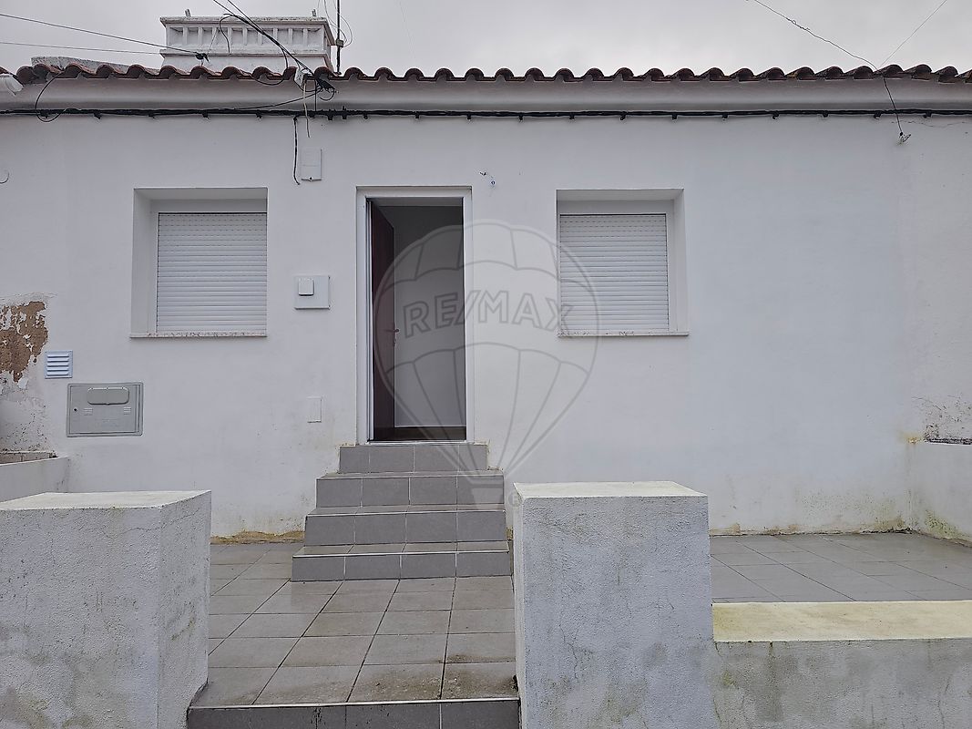 Moradia T2 para venda