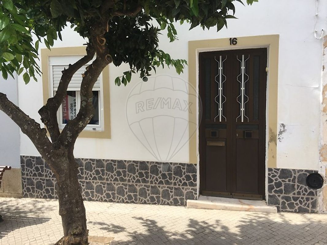Moradia T2 para venda