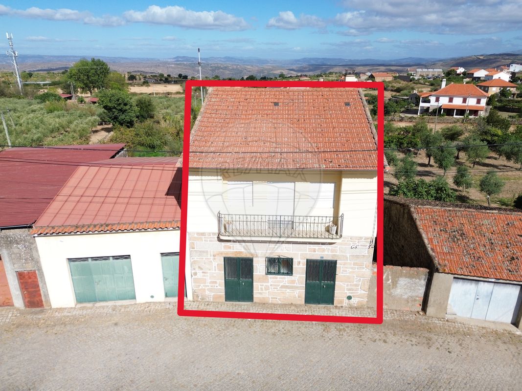 Moradia T4 para venda