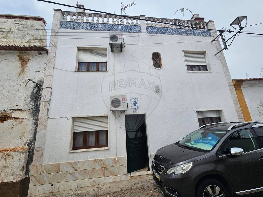 Moradia T6 para venda