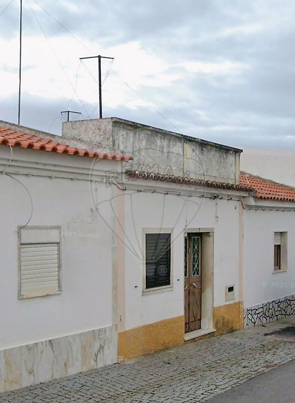 Moradia T1 para venda