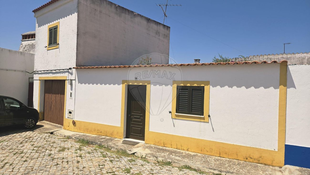 Moradia T2 para venda